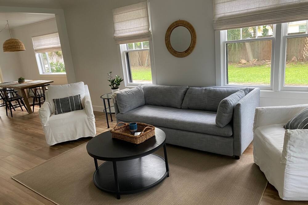 Photo of Livingroom in Old Town Hall
