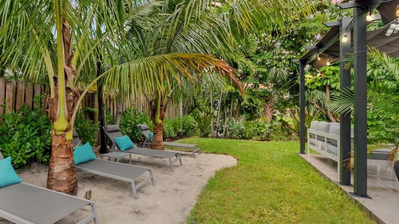 Photo of Outdoor in Ludlam