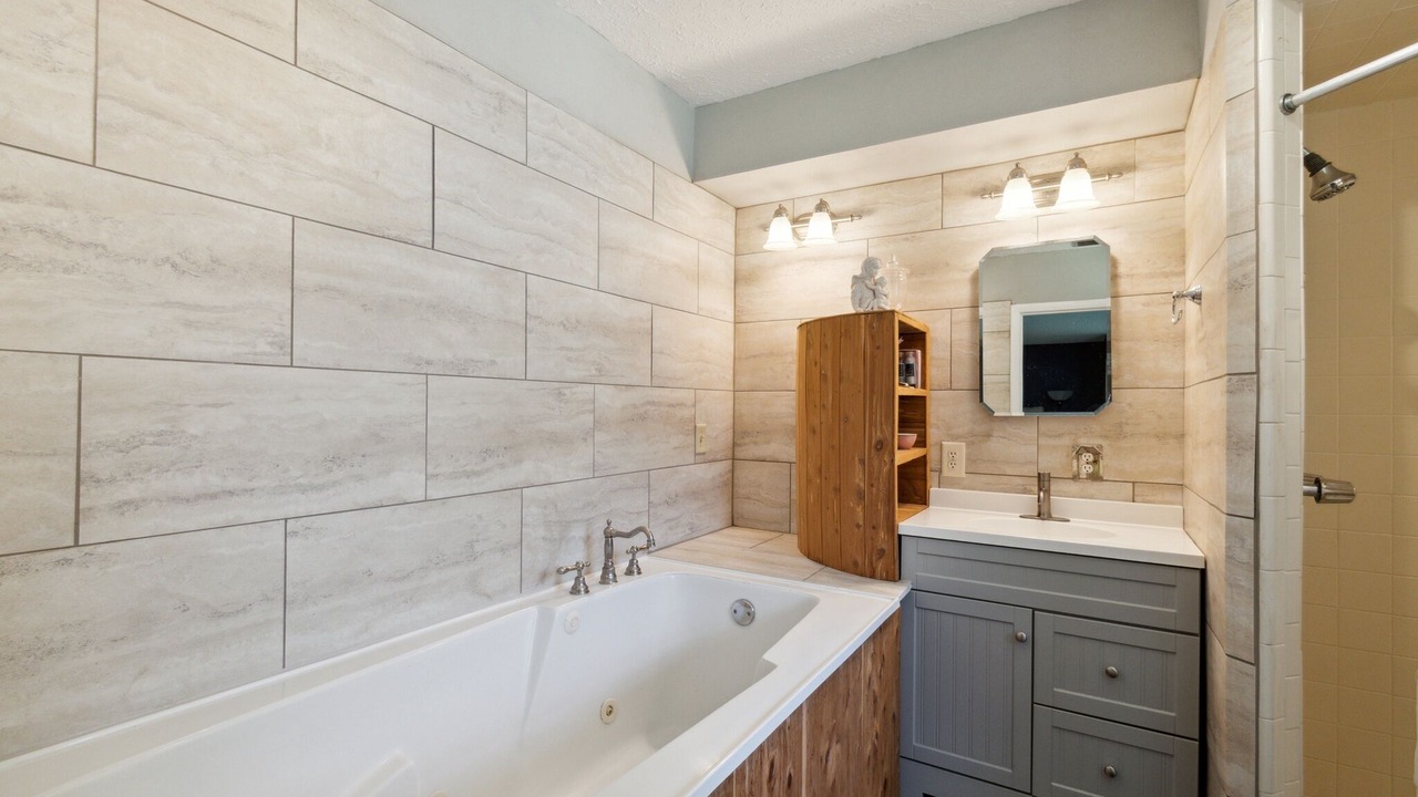 Photo of Bathroom in Haines City