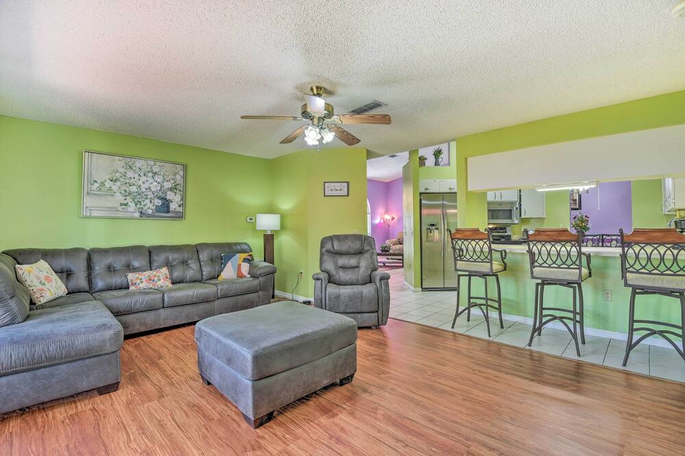 Photo of Livingroom in Fruitville