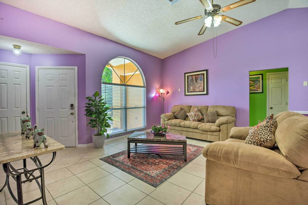 Photo of Livingroom in Fruitville