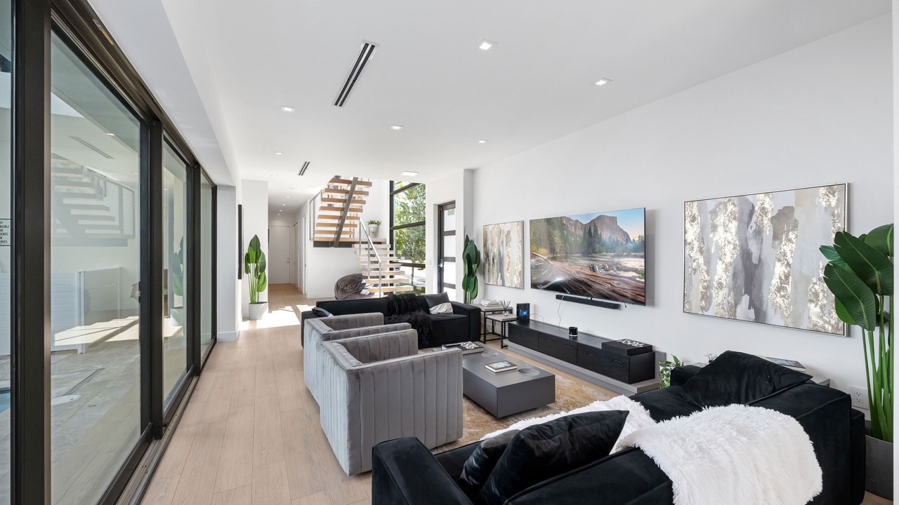 Photo of Livingroom in Southwest Coconut Grove