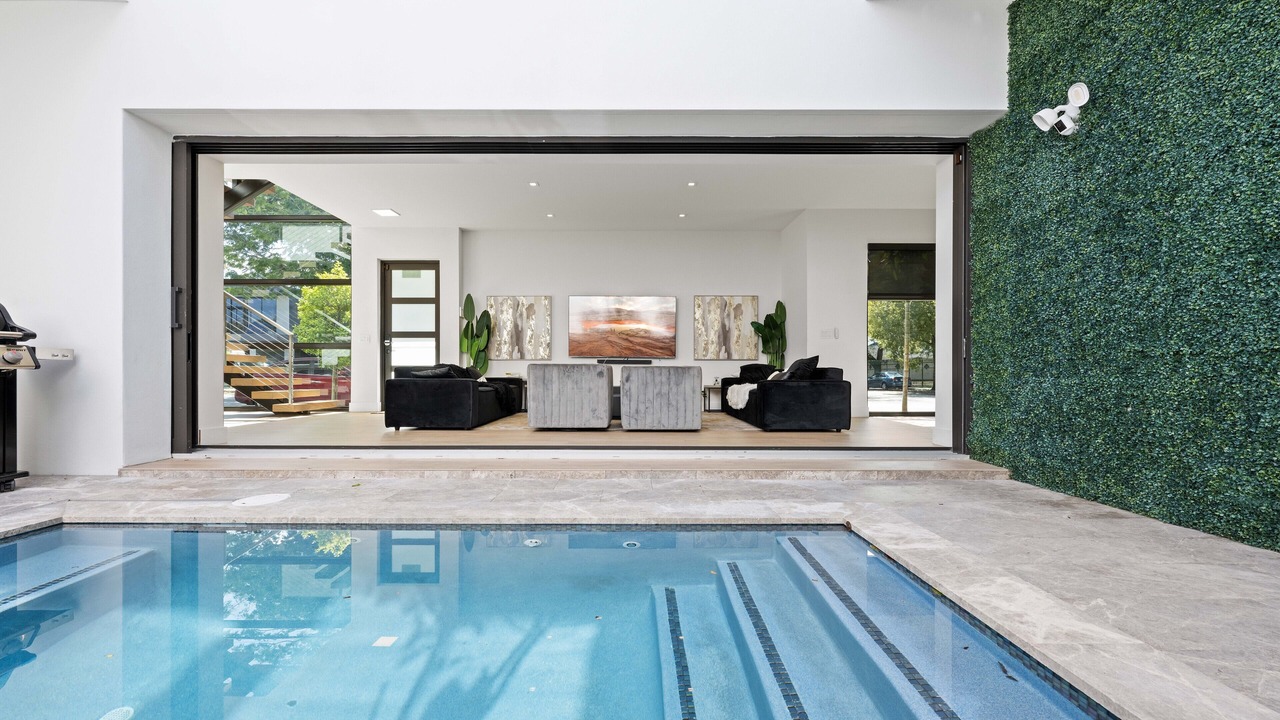 Photo of Outdoor in Southwest Coconut Grove