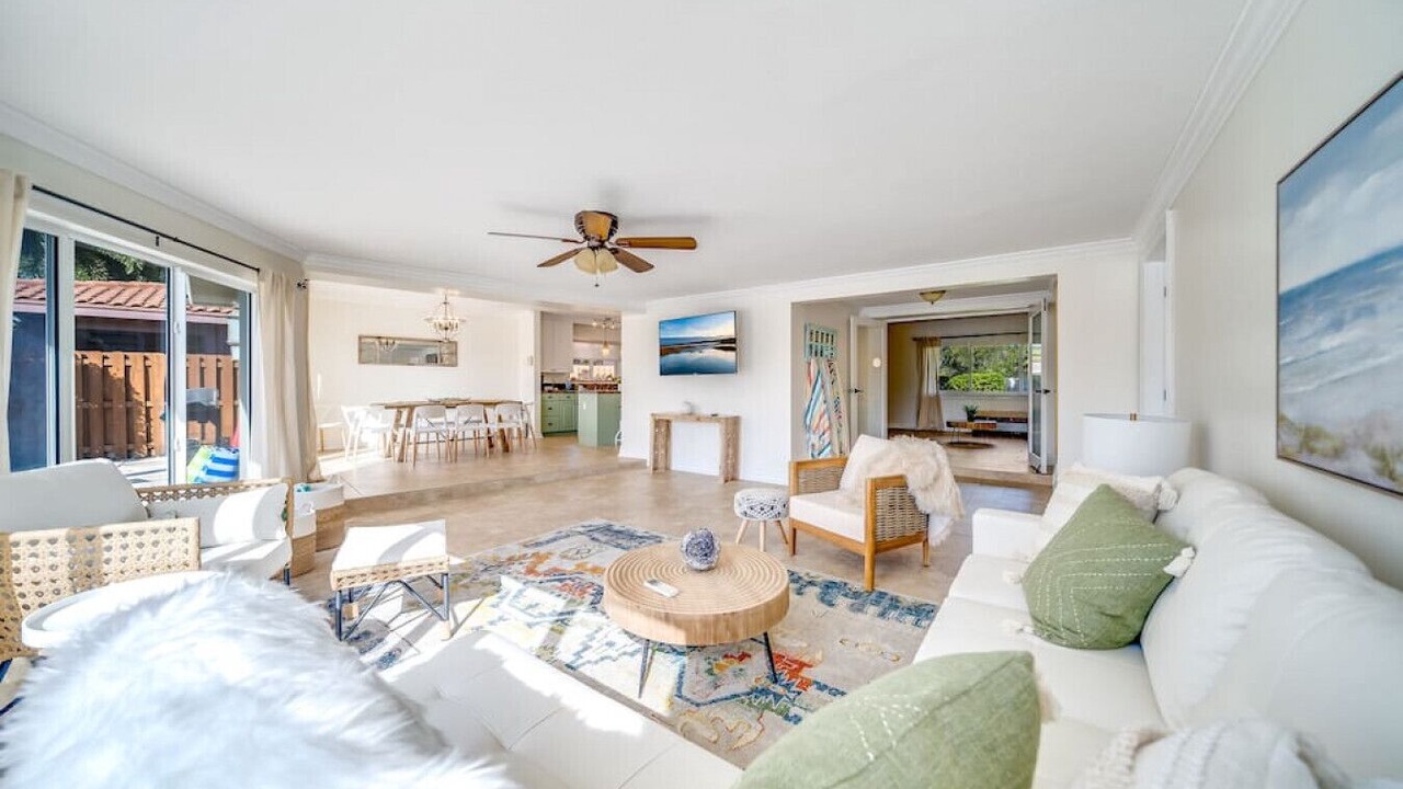 Photo of Livingroom in Cypress Lakes
