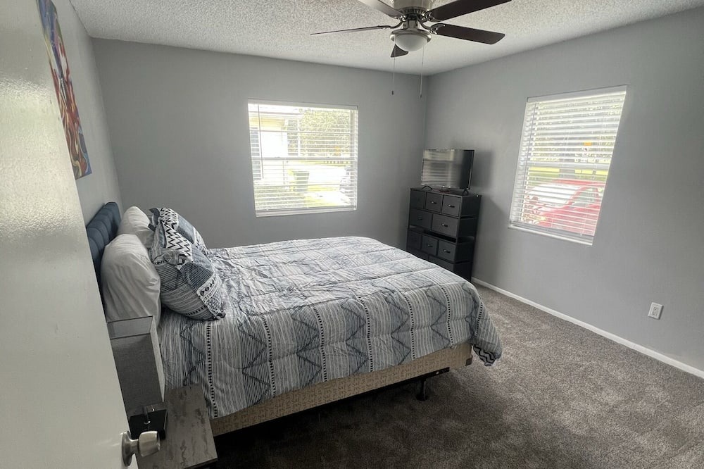 Photo of Bedroom in Ballast Point