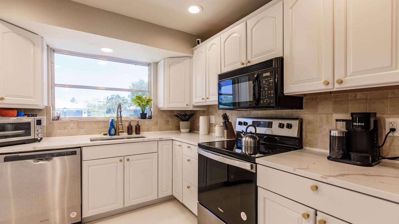 Photo of Kitchen in Lely Golf Estates