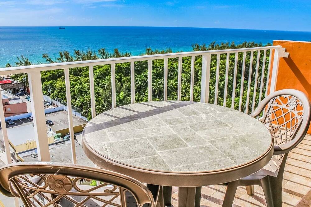 Photo of Patio Balcony in Birch Park Finger Streets