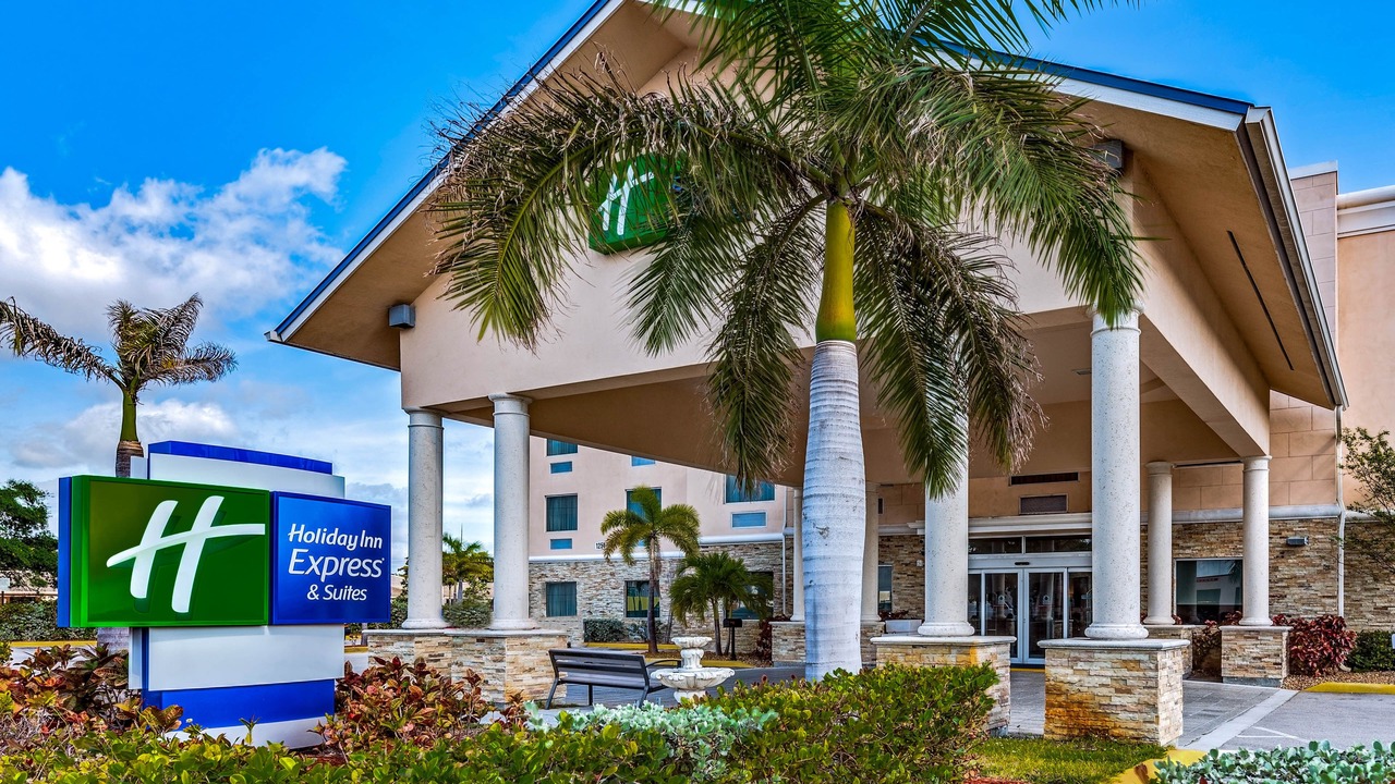 Photo of Buildings in Lantana