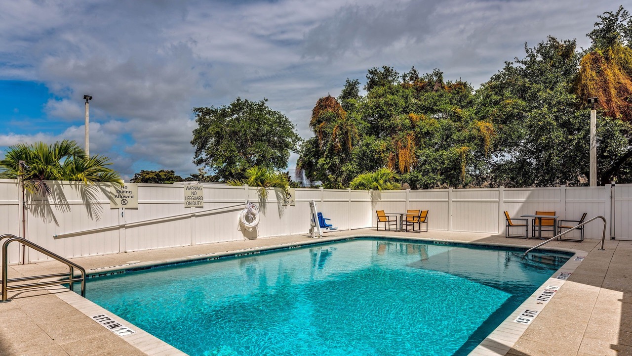 Photo of Outdoor in Lantana