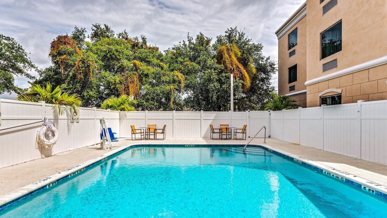Photo of Outdoor in Lantana
