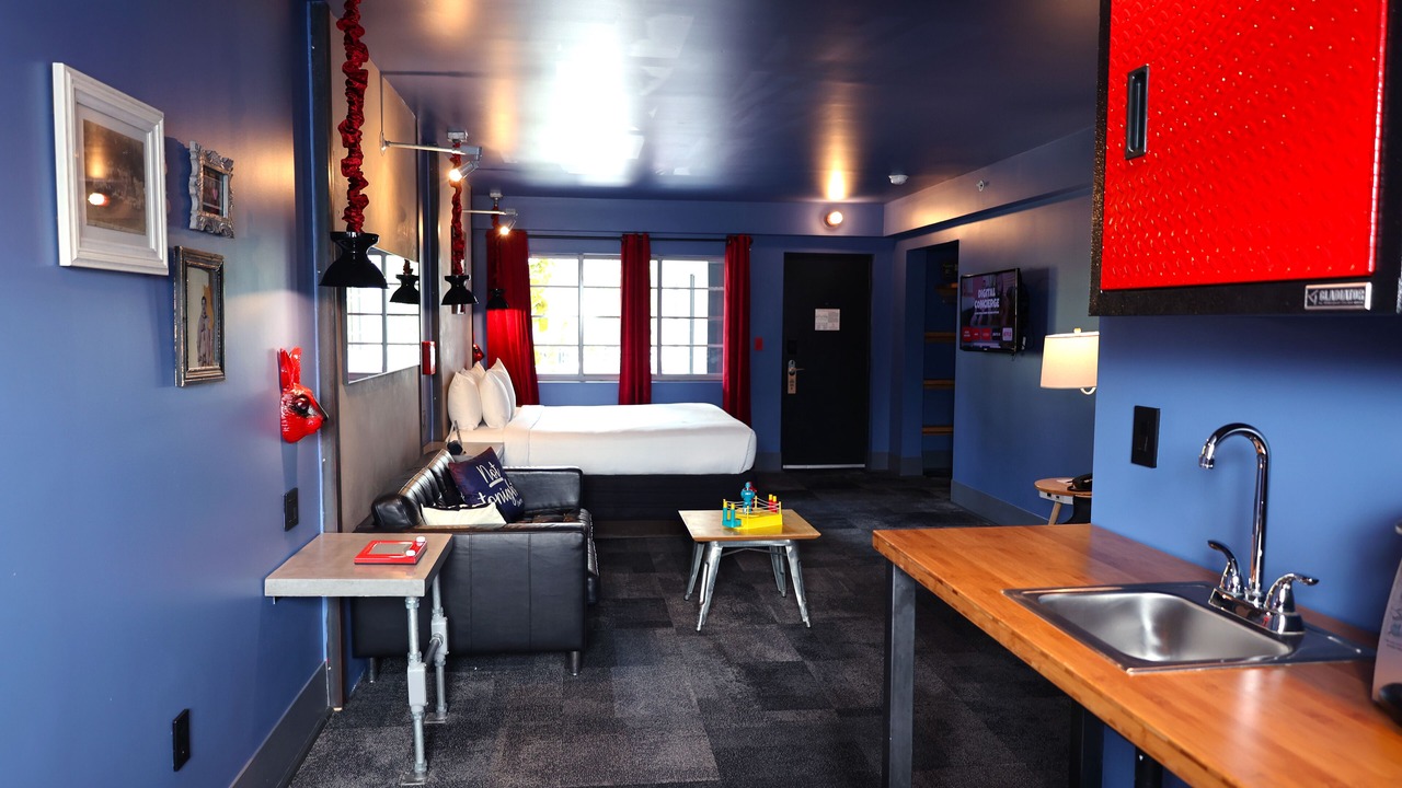 Photo of Bedroom in West Avenue