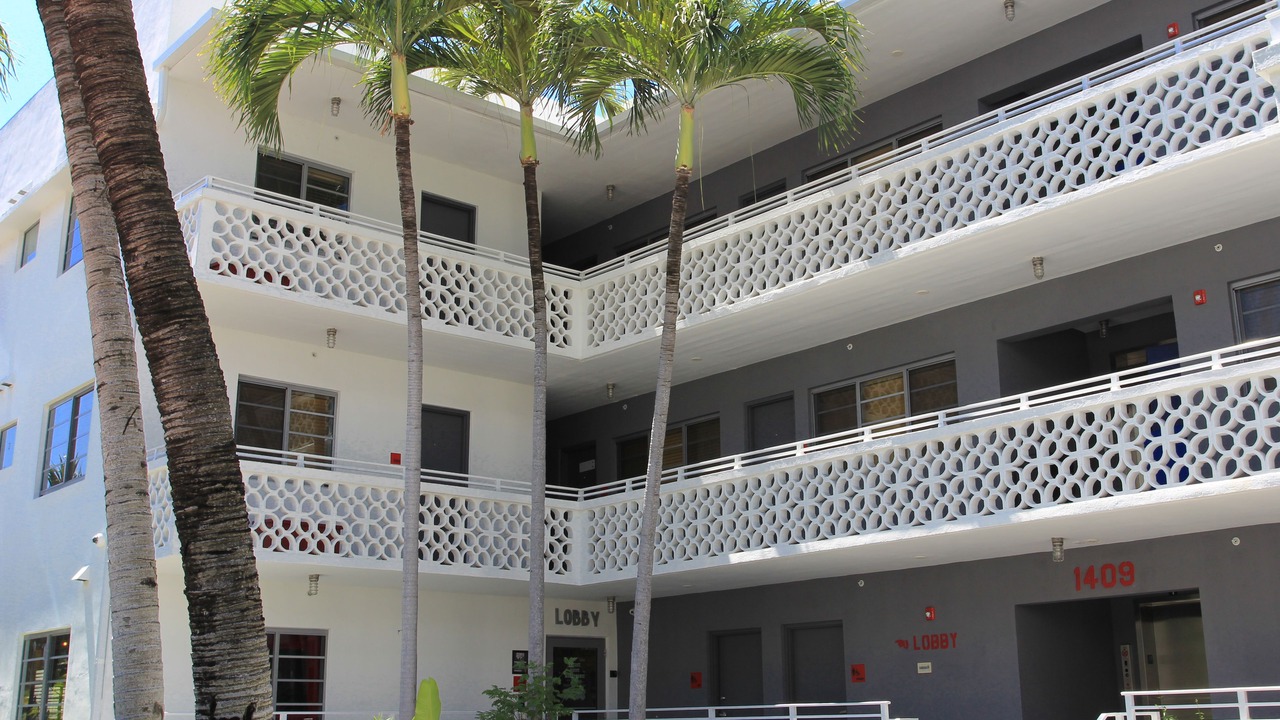 Photo of Patio Balcony in West Avenue
