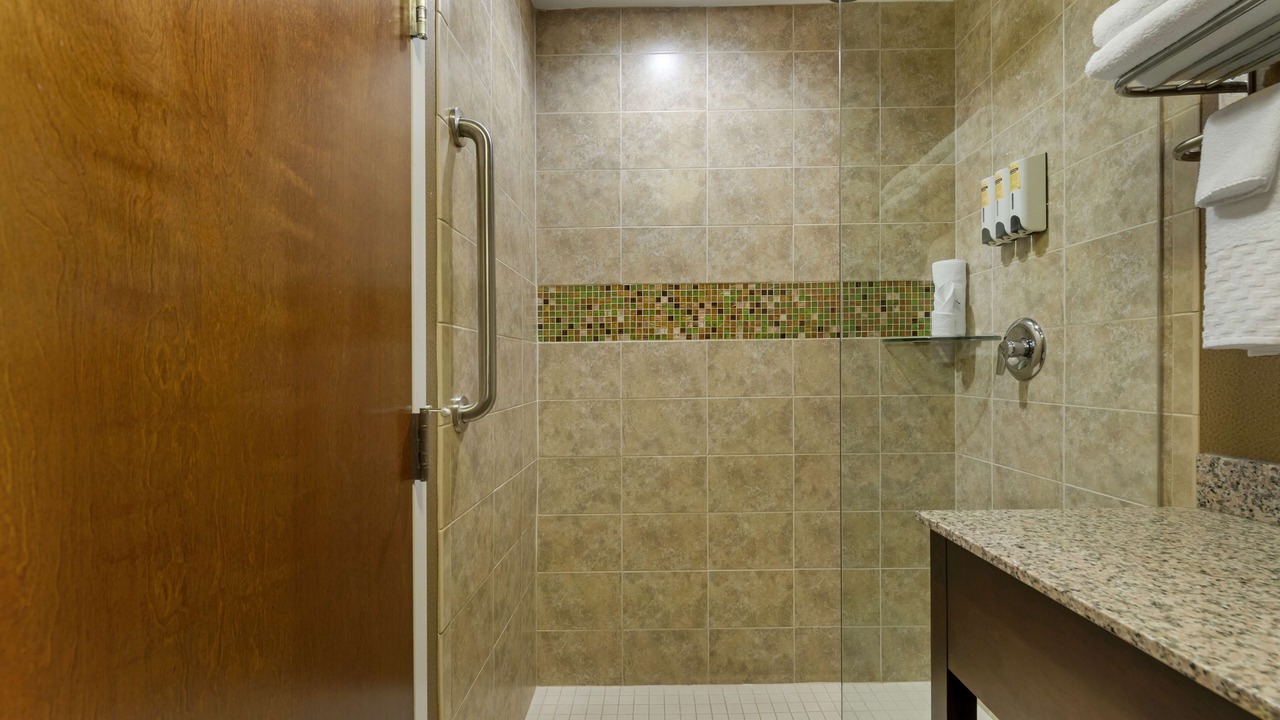 Photo of Bathroom in Country Walk