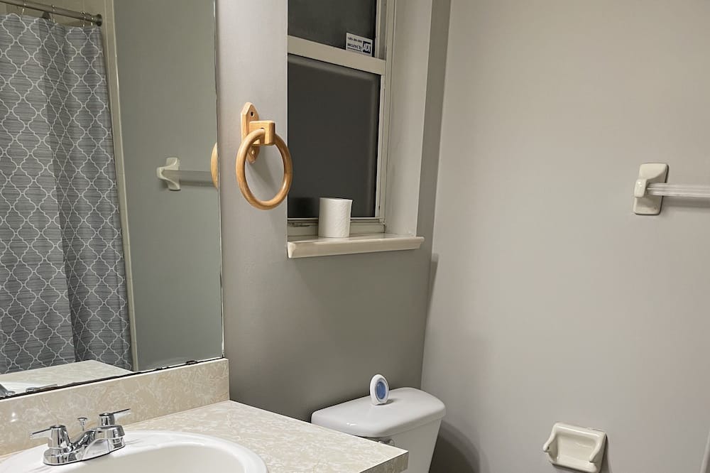 Photo of Bathroom in Northside