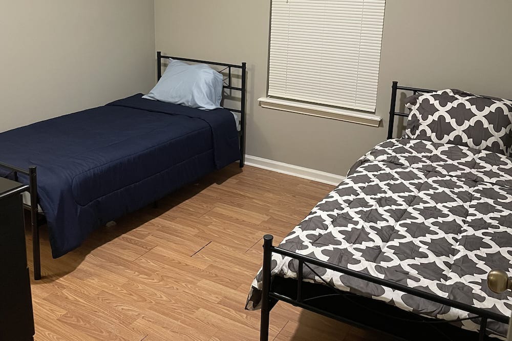 Photo of Bedroom in Northside