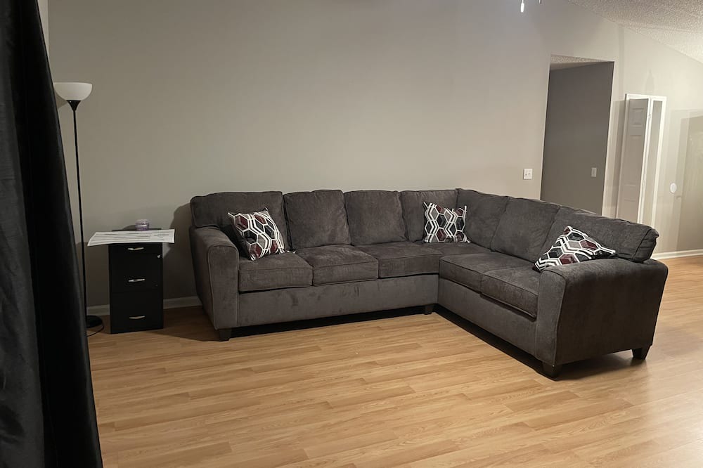 Photo of Livingroom in Northside