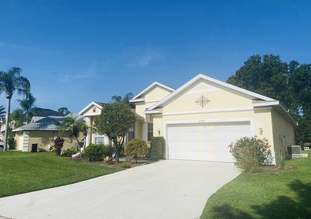 Photo of Outdoor in Ridgewood Lakes