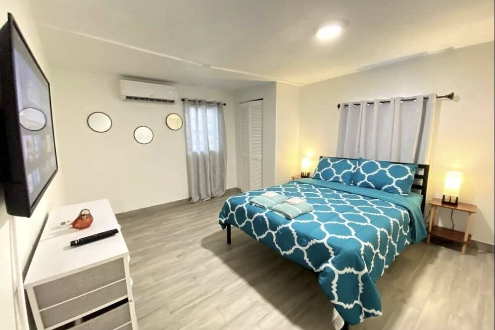 Photo of Bedroom in Little Haiti