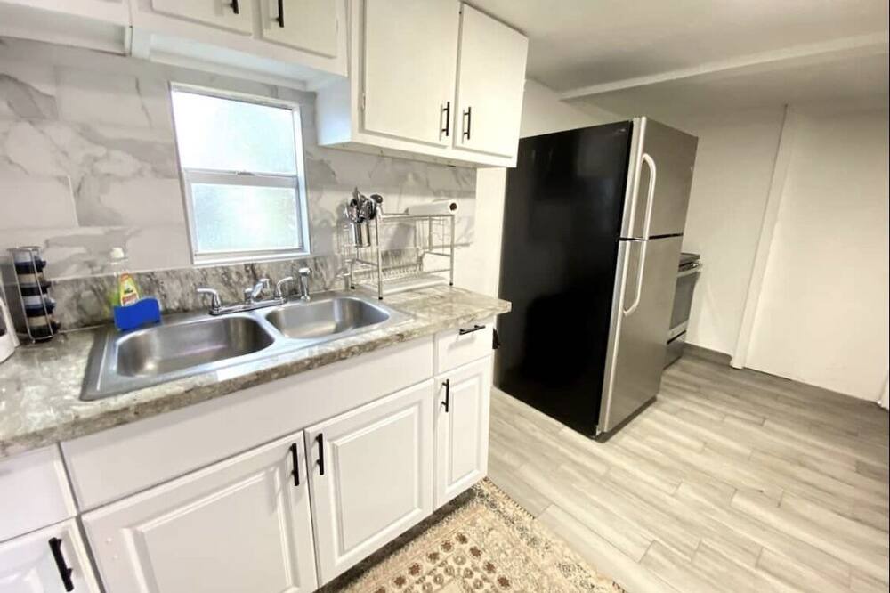 Photo of Kitchen in Little Haiti