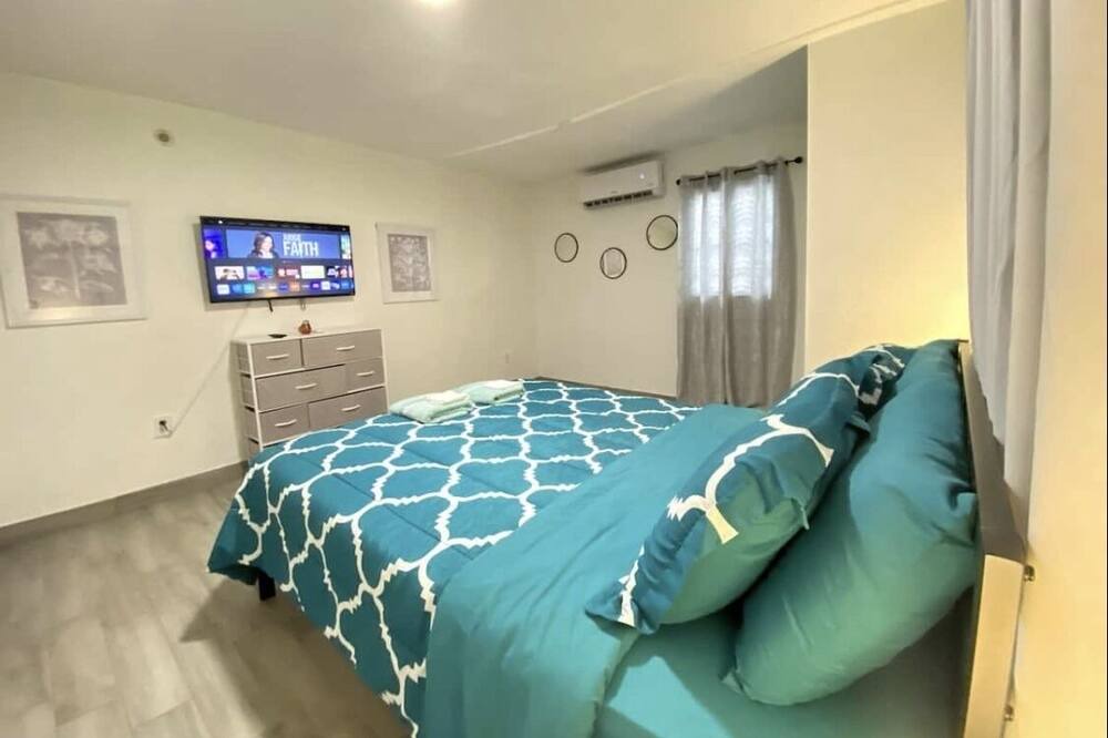 Photo of Bedroom in Little Haiti
