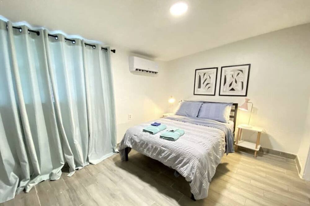 Photo of Bedroom in Little Haiti