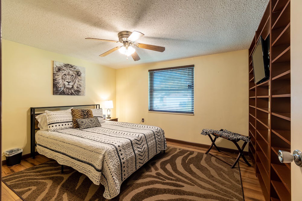Photo of Bedroom in Jasmine Estates