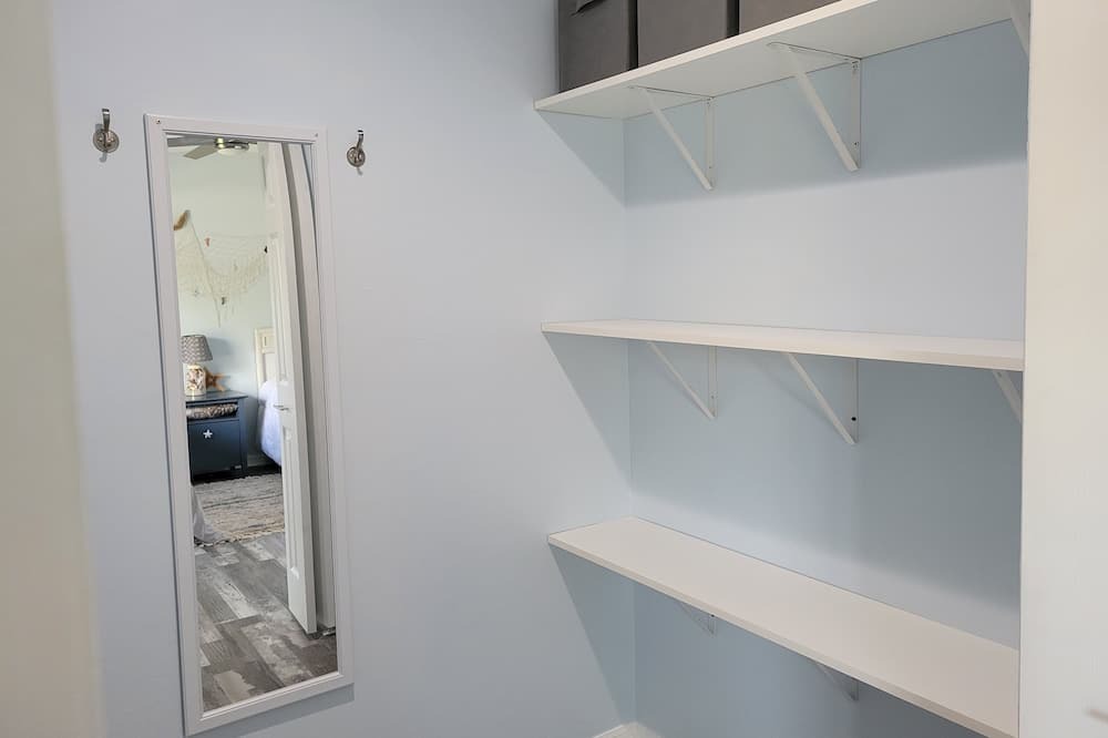 Photo of Bedroom in Pine Island Center