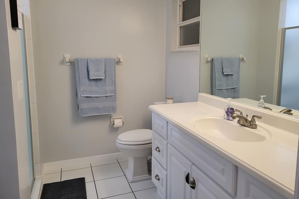 Photo of Bathroom in Pine Island Center