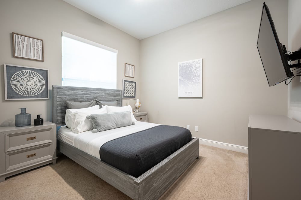 Photo of Bedroom in Parkland
