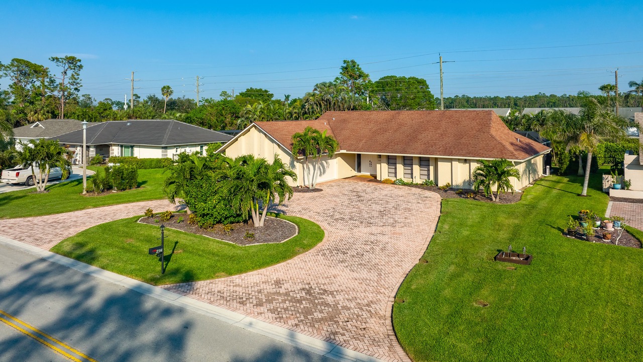 Photo of Outdoor in East Naples
