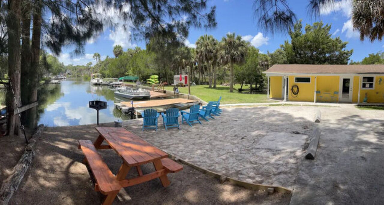 Photo of Outdoor in Weeki Wachee Gardens