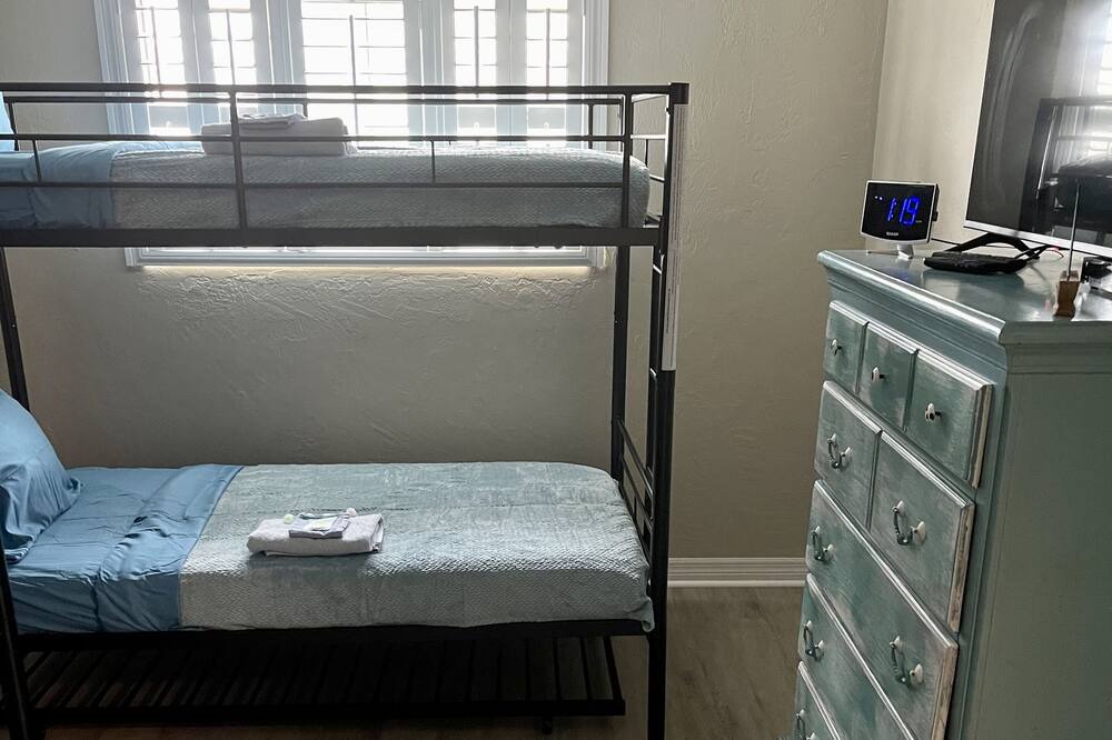 Photo of Bedroom in Smith's Memento
