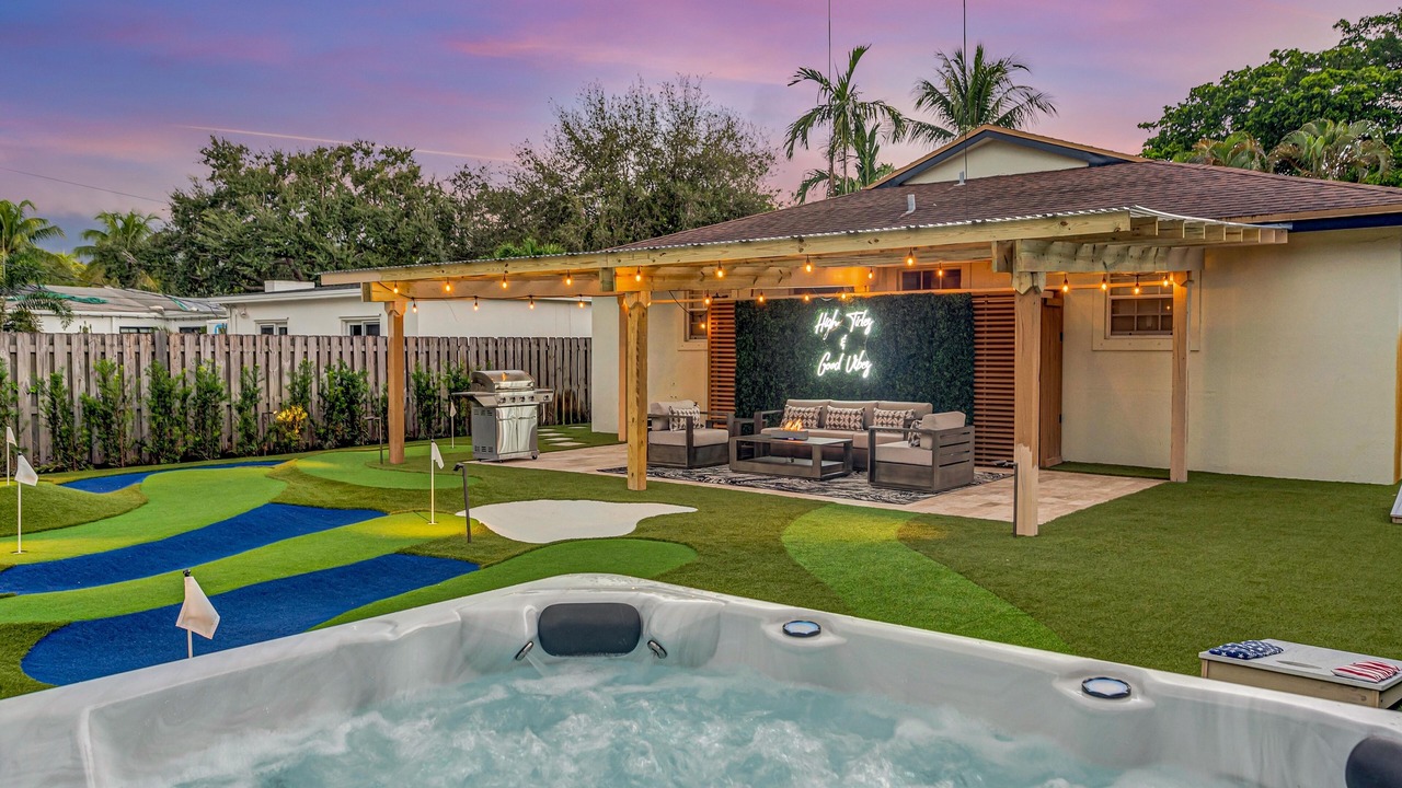 Photo of Outdoor in River Oaks
