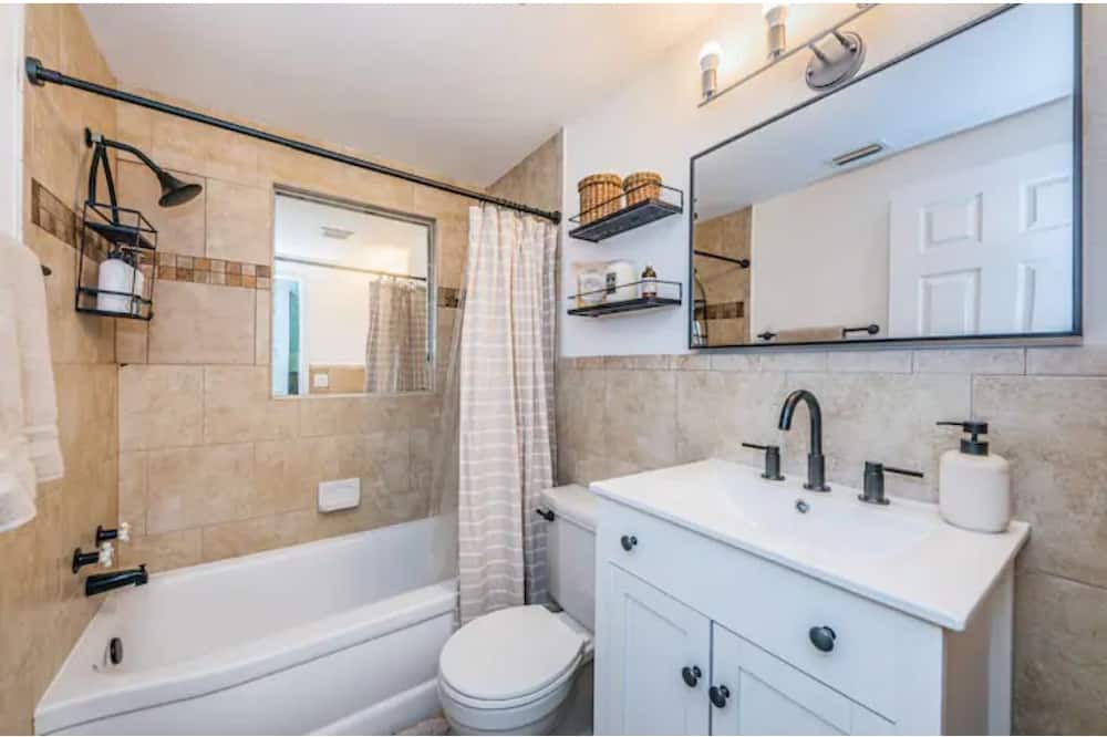 Photo of Bathroom in Tarpon Springs