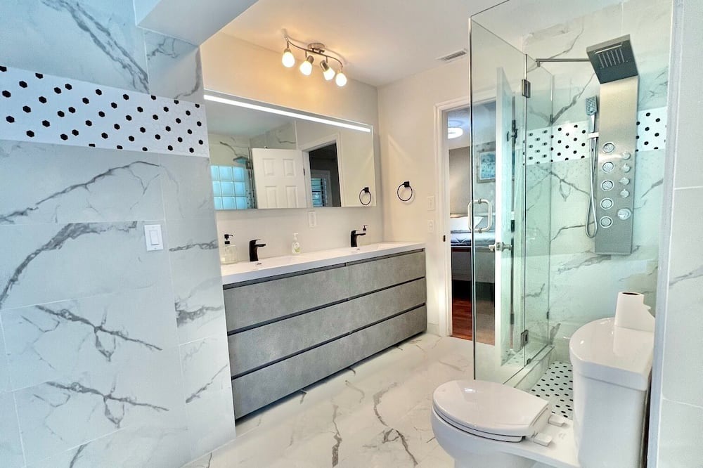 Photo of Bathroom in Wellington