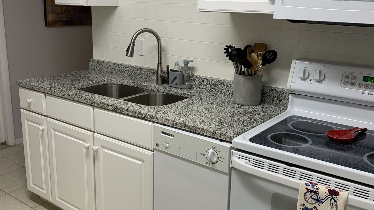 Photo of Kitchen in Anona