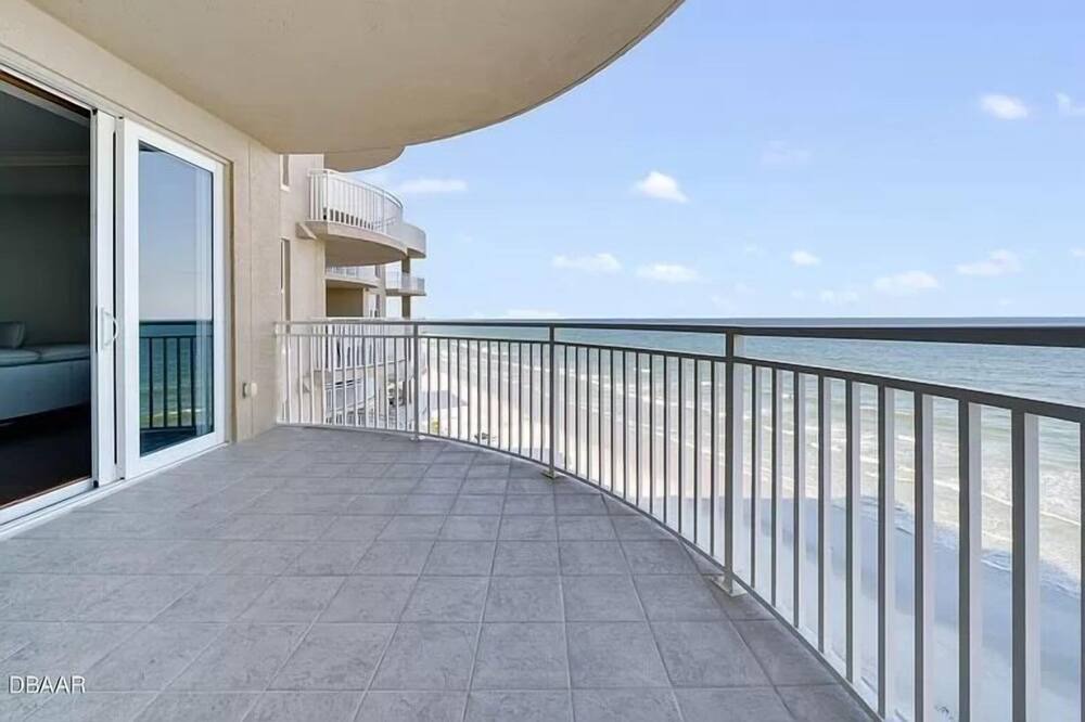 Photo of Patio Balcony in Bridgeport Heights