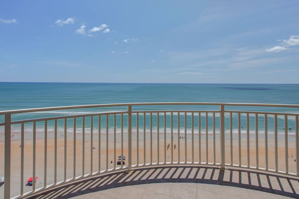 Photo of Patio Balcony in Bridgeport Heights