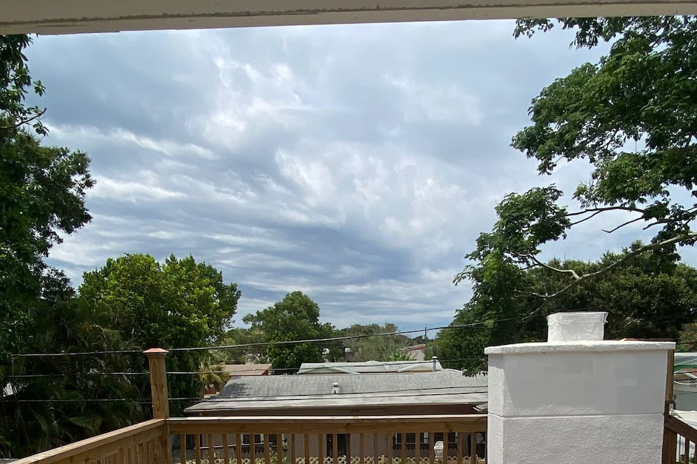 Photo of Patio Balcony in Greater Pinellas Point
