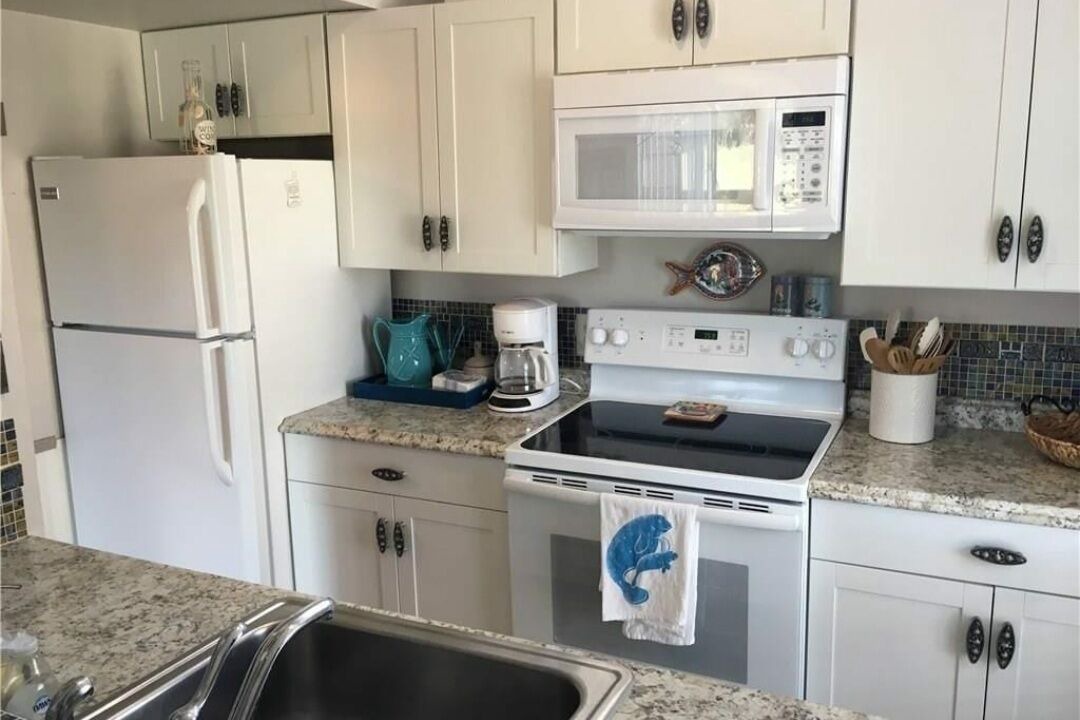 Photo of Kitchen in Crystal River