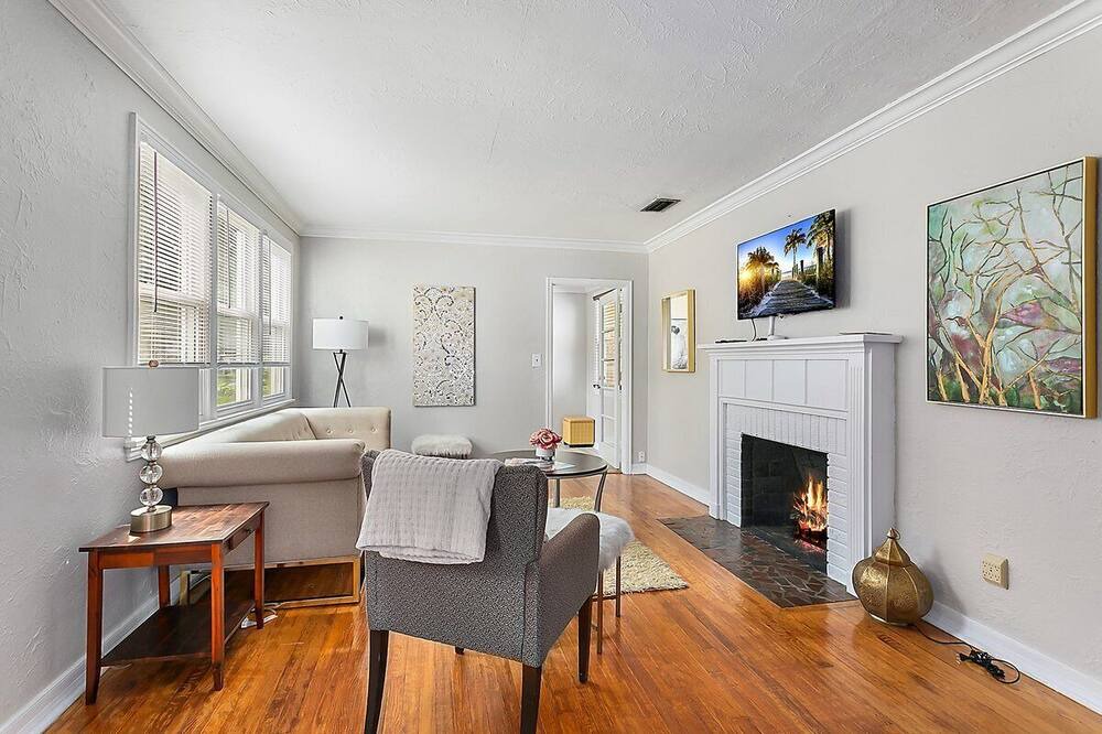 Photo of Livingroom in Avondale