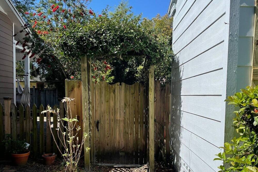 Photo of Outdoor in Avondale
