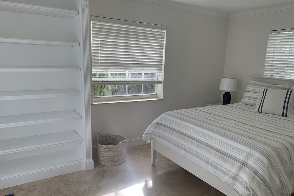 Photo of Bedroom in Florida North Atlantic Coast