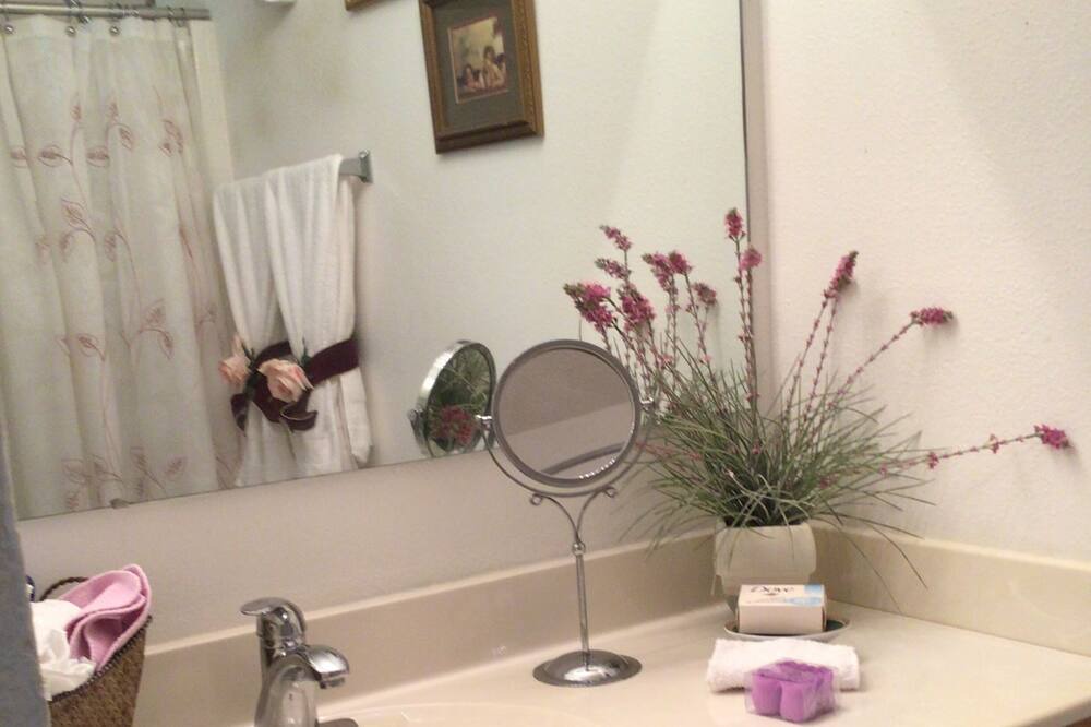 Photo of Bathroom in Spring Hill