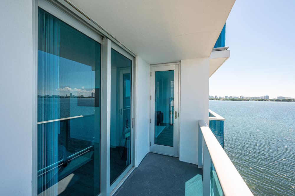 Photo of Patio Balcony in North Bay Village
