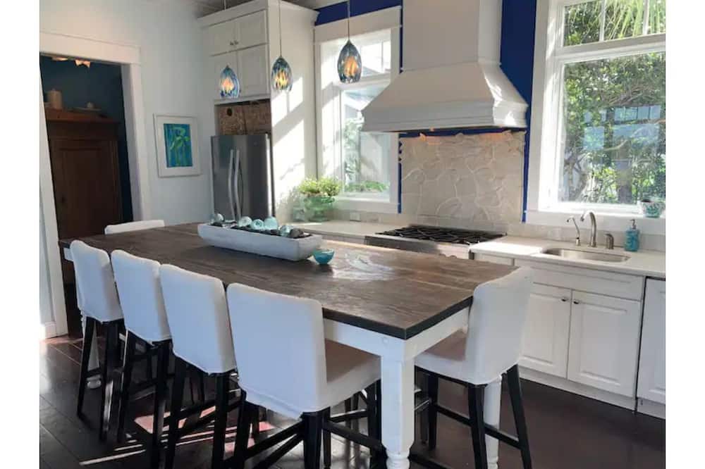 Photo of Kitchen in Edgewater