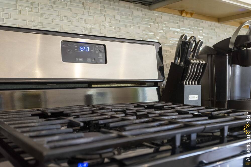 Photo of Kitchen in Crestwynd Bay