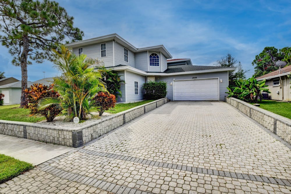 Photo of Outdoor in Boynton Beach