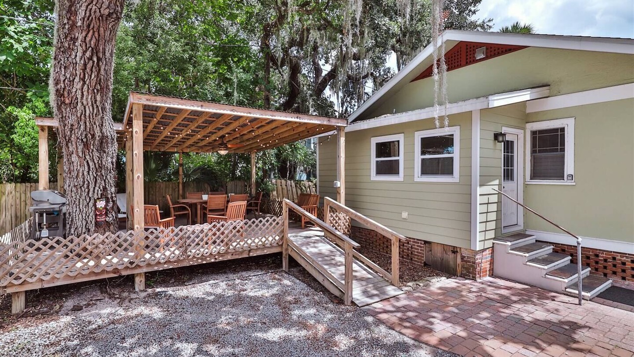 Photo of Outdoor in Historic District
