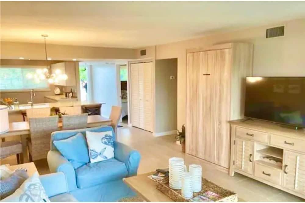 Photo of Bedroom in Redevelopment Area